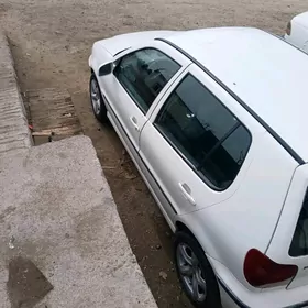 Volkswagen Polo 2002