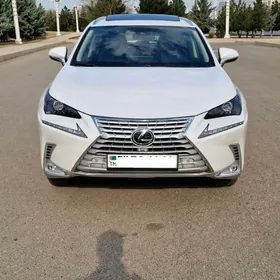 Lexus NX 300 2021