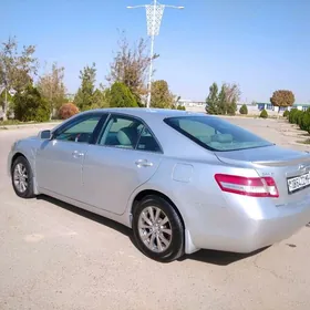 Toyota Camry 2010