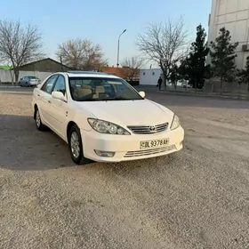 Toyota Camry 2004