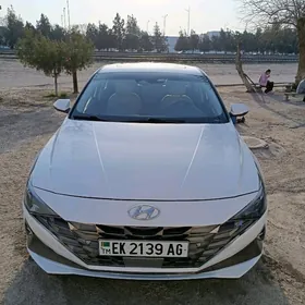 Hyundai Elantra 2021