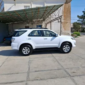Toyota Fortuner 2006