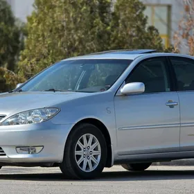 Toyota Camry 2005