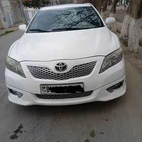 Toyota Camry 2011