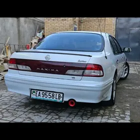 Nissan Maxima 1996