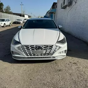 Hyundai Sonata 2021