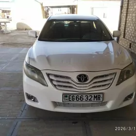 Toyota Camry 2010
