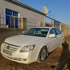 Toyota Avalon 2005