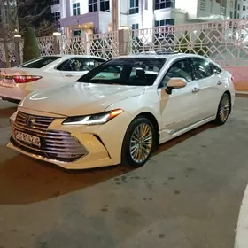 Toyota Avalon 2019