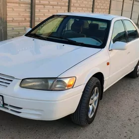 Toyota Camry 1999