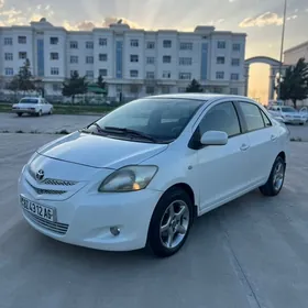 Toyota Yaris 2008