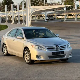 Toyota Camry 2010