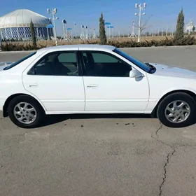 Toyota Camry 1999