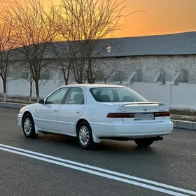 Toyota Camry 1997