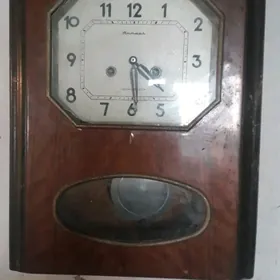 старинные часы