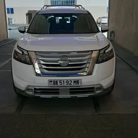 Nissan Pathfinder 2021