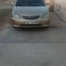 Toyota Camry 2005