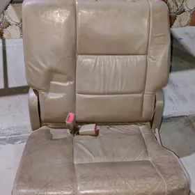 Toyota Sienna sideniya