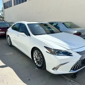 Lexus ES 350 2020