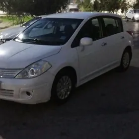 Nissan Versa 2009