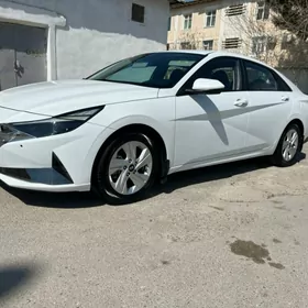 Hyundai Elantra 2021