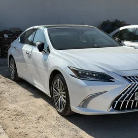 Lexus ES 350 2022