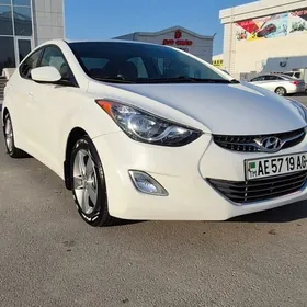 Hyundai Elantra 2012
