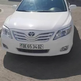 Toyota Camry 2010