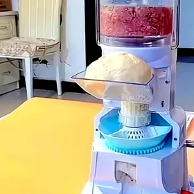 Pilmen öndüryän maşynka