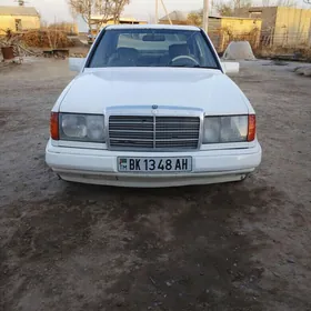 Mercedes-Benz 230E 1989