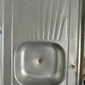 Железная раковина