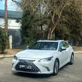 Lexus ES 350 2023