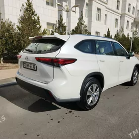 Toyota Highlander 2020