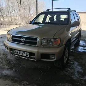 Nissan Pathfinder 2001