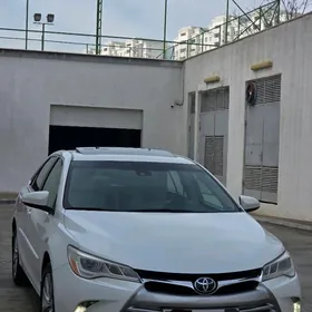 Toyota Camry 2016