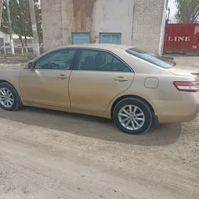 Toyota Camry 2010