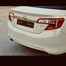 Toyota Camry 2013