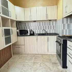 Gowdan A 1-etaj 5-komnat