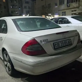 Mercedes-Benz E350 2007