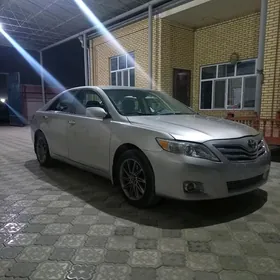 Toyota Camry 2011