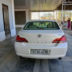 Toyota Avalon 2008