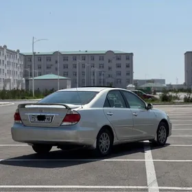 Toyota Camry 2003