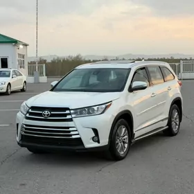Toyota Highlander 2018
