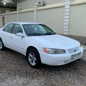 Toyota Camry 1999