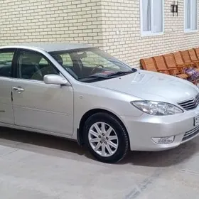 Toyota Camry 2005