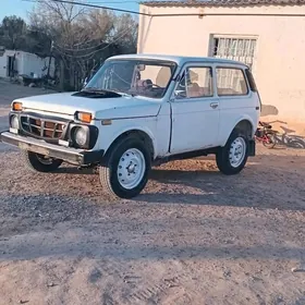 Lada Niva 1995