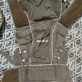 Kenguru (çaga göterilyan)