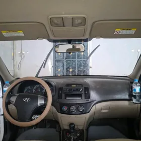 Hyundai Elantra 2010