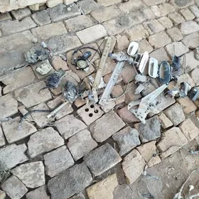 zamok ayna padyomnik rucka