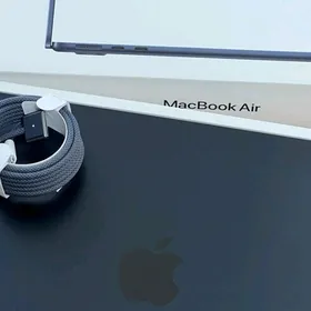 MacBook Air M2 13'6 8/256GB